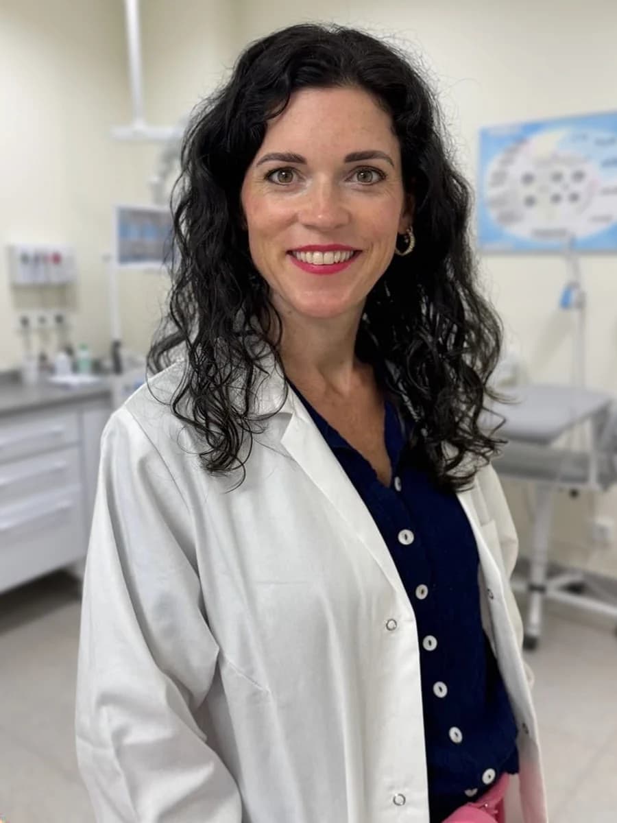 Porträt von Dr. med. Sarah Stamer